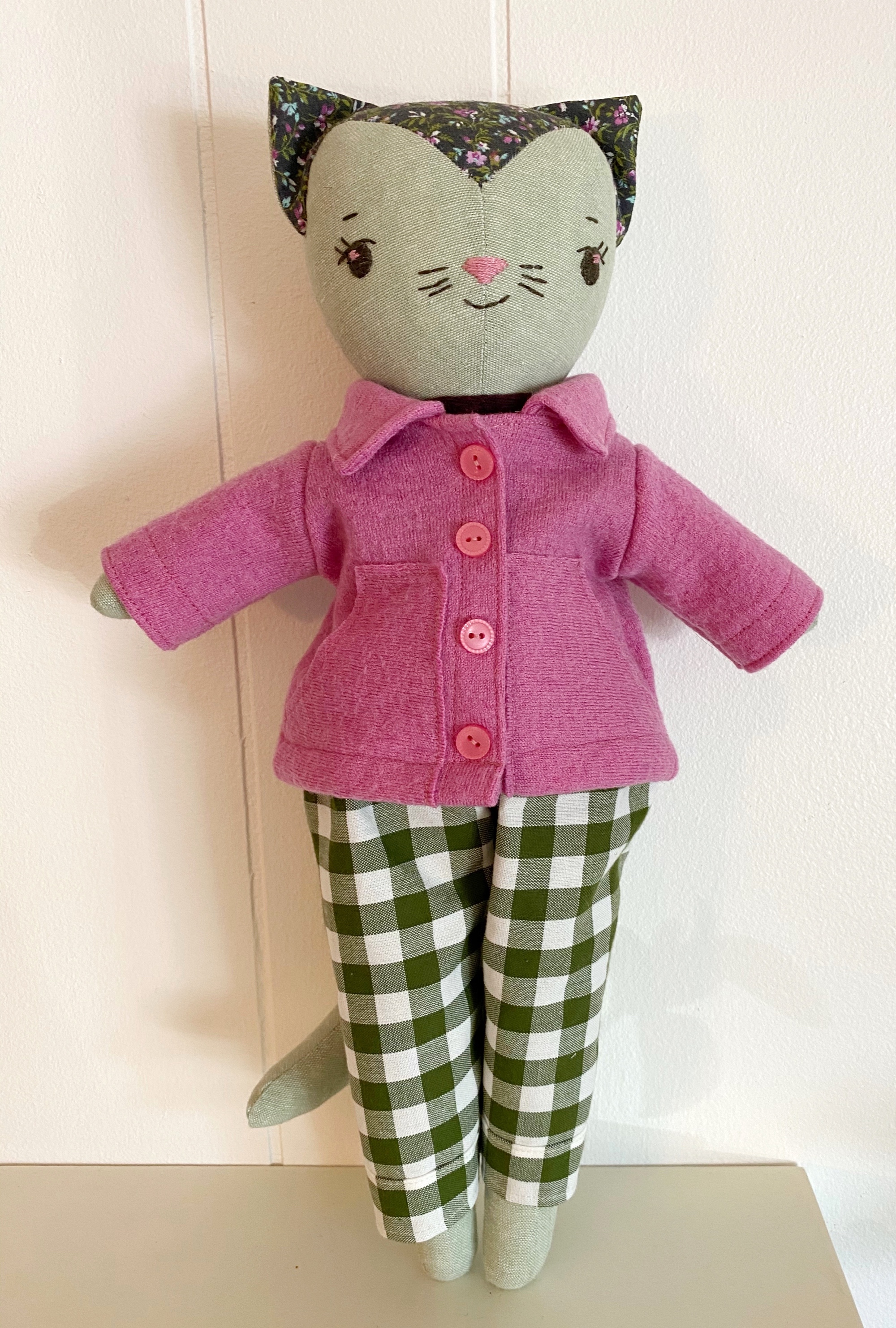 Make-Along Honey Kitty sewing pattern